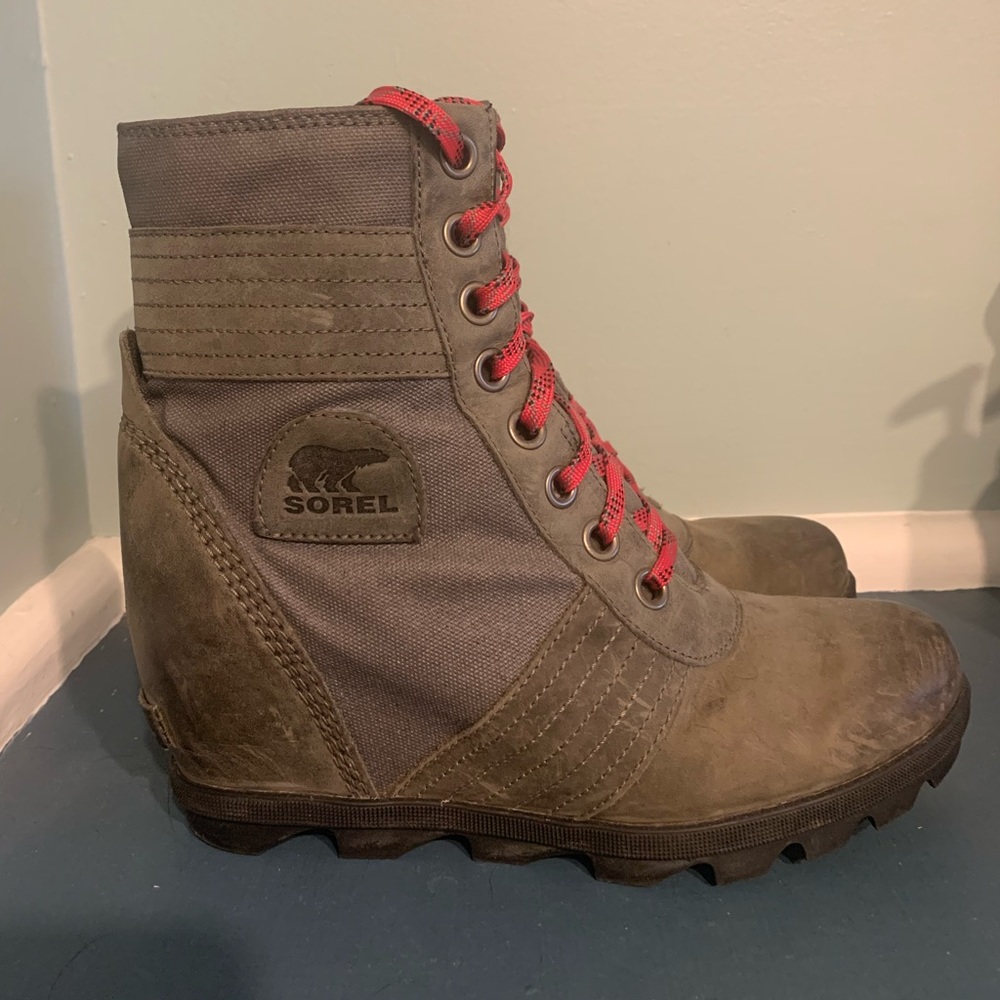 Sorel Women's Lexie Wedge boot, size 10, color Grey
